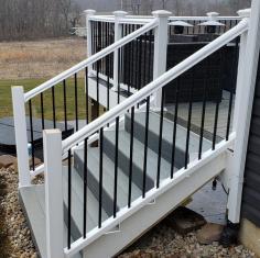 Metro East Decks is a deck builder Belleville IL company that services the St. Louis area.  We can service locations on the Missouri side of the river and Illinois side! Home to the best professionally installed decks.  Make sure your new deck is a custom designed and built masterpiece by your one and only Metro East Decks.