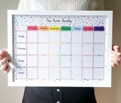 Looking to create a family planner that will help keep everyone organized and on track? Look no further! This planner includes a space for each family member to track their own rewards, making it easy to stay on top of things. Plus, it's a great way to encourage cooperation and positive behavior!
