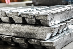 Canada Metal North America provides versatile and high-quality lead ingots with excellent corrosion resistance and malleability available in different weights and sizes that are widely used in various industries. Contact Canada Metal North America for lead ingots in Canada.  https://www.canadametal.com/ 