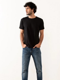 Discover exquisite crew neck t-shirts for men and redefine your style with our exclusive collection. Elevate your wardrobe with the finest designs and impeccable craftsmanship.
For more details: https://www.creaturesofhabit.in/products/the-pima-crew-men-carbon-black
