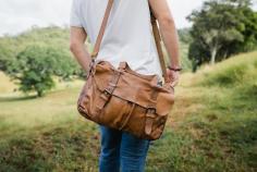 Indepal presents an exclusive range of leather messenger bags for men. Crafted for style and durability, these bags are perfect for the modern man. Embrace sophistication with Indepal’s leather messenger bags, tailored to suit every need.
