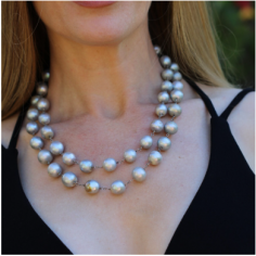 Our baroque grey pearl necklace is an investment in elegance, a timeless piece that will elevate your style and add a touch of luxury to your everyday life. Whether you're gracing a formal soirée or adding a touch of elegance to a casual ensemble, this necklace will effortlessly elevate your look.