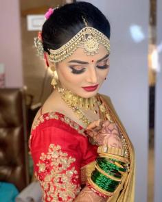 We offer premium and budget friendly bridal makeup packages for Pune based and destination wedding bridal makeup. Get the best makeup artist for a perfect look during all your wedding events.

https://tejaswinimakeupartist.com/bridal-makeup-packages-in-pune-mumbai/