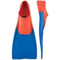 Explore the FINIS Long Floating Fins in Red/Blue. These long-blade fins, crafted from natural rubber, offer swimmers enhanced propulsion & comfortable fit. Buy Now at AdventureHQ.