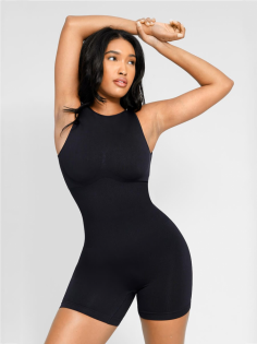 Enhance your curves with wholesale seamless U-back shapewear from Waistdear. It features a unique chest tissue for better support and high-elastic yarn for a snug fit.
