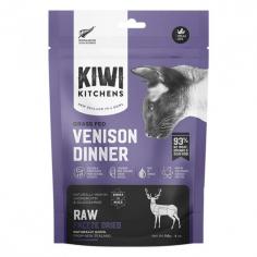 Kiwi Kitchens Freeze Dried Venison Dinner Cat Food contains high-quality proteins including superfoods like New Zealand Green Mussels to ensure the food is complete and balanced.
